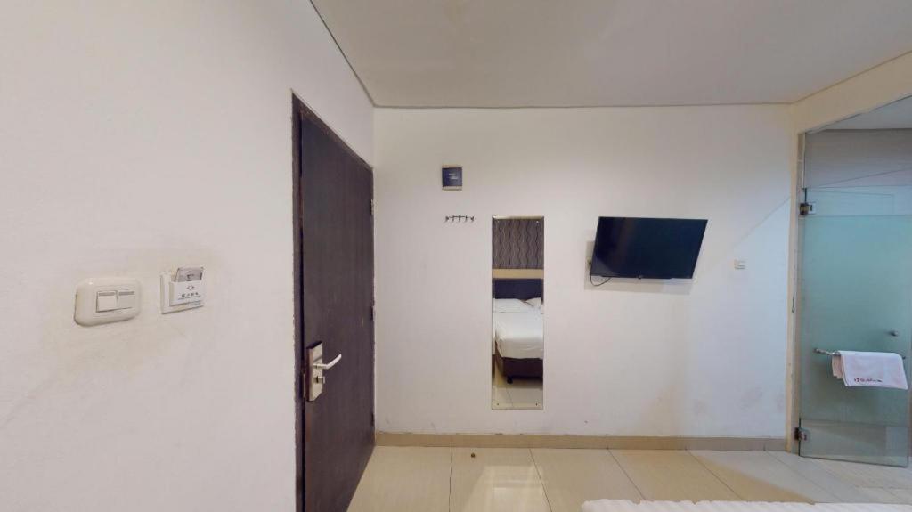 Hotel Sumi Simpang Lima 2*